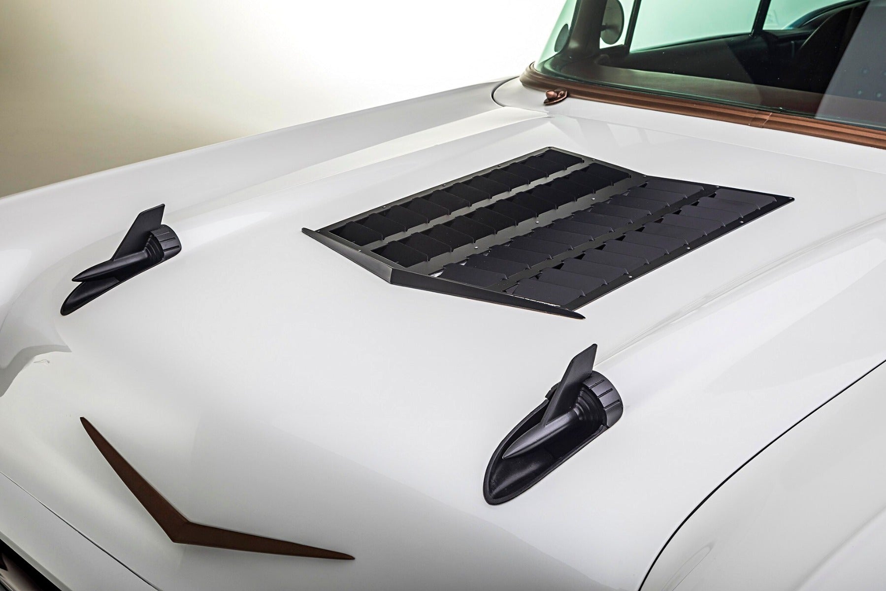 17.75 x 19.25 " Angled Center Hood Vent