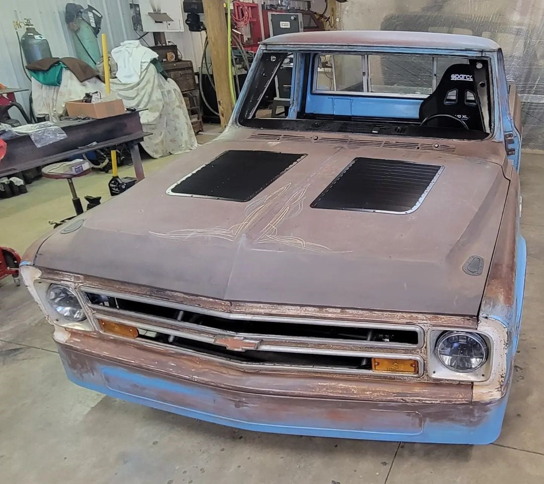 1967-1972 Chevy C10 Truck Hood Vent Kit