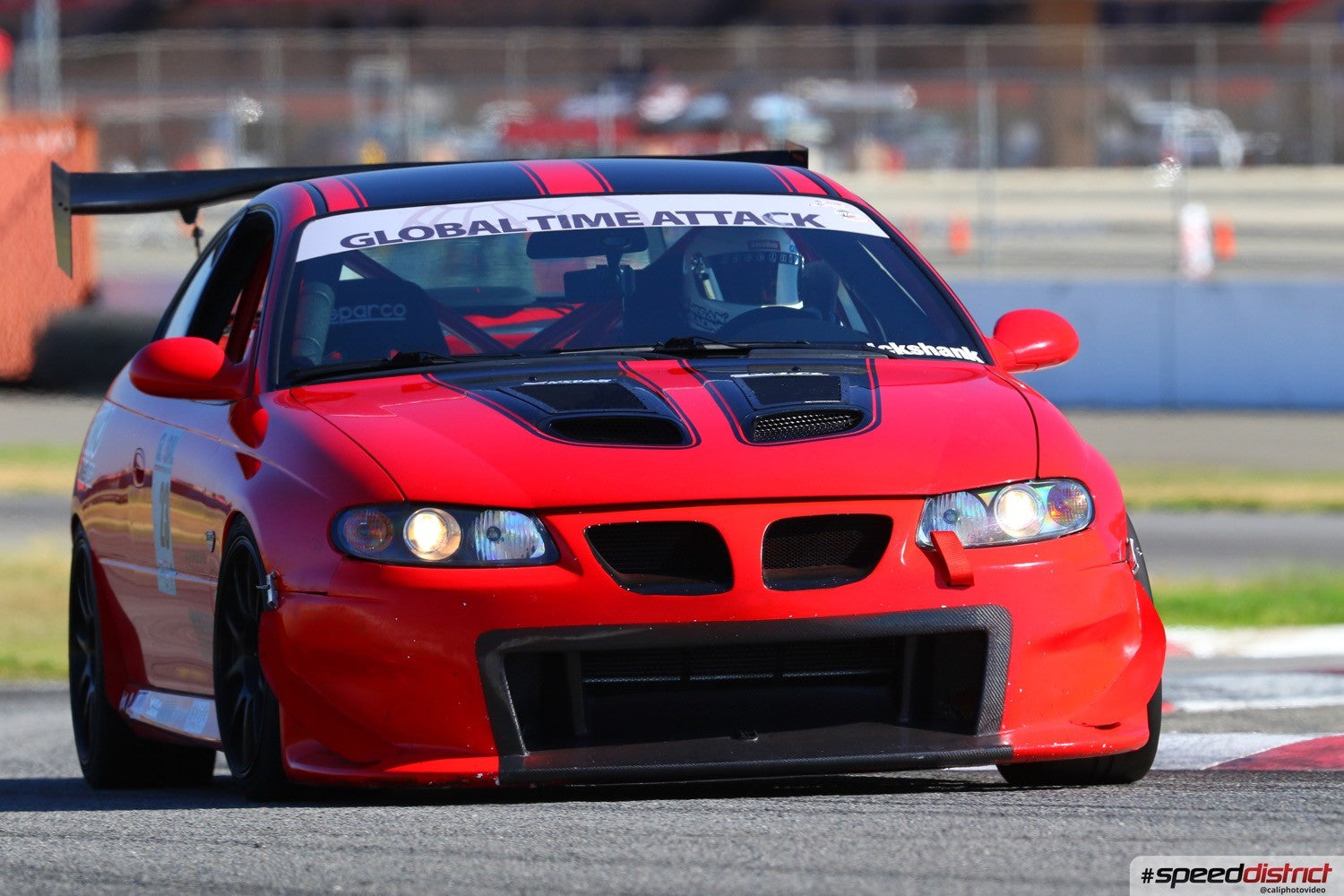 2004-2006 Pontiac GTO Hood Vent Kit