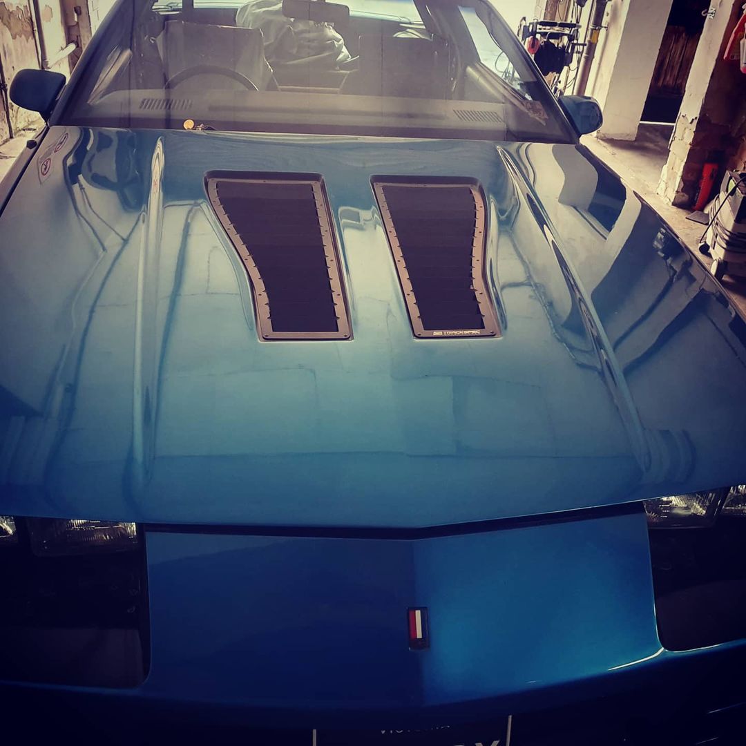 1985-1990 Camaro IROC/Z28 Hood Vent Kit