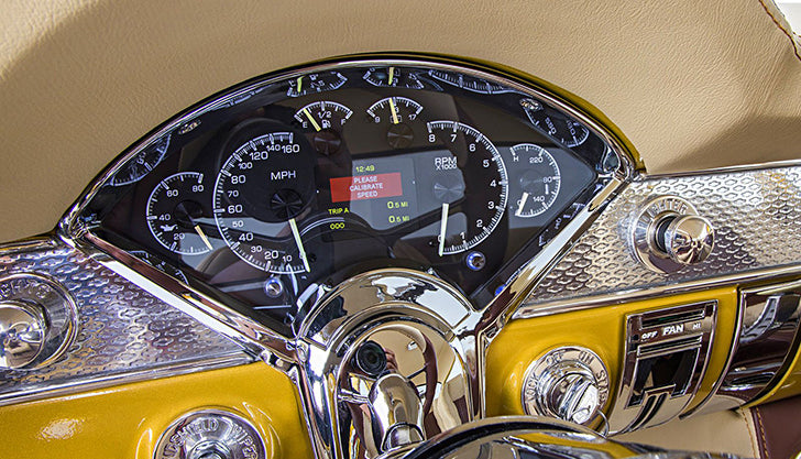 210 HDX Instruments - Dakota Digital gauges