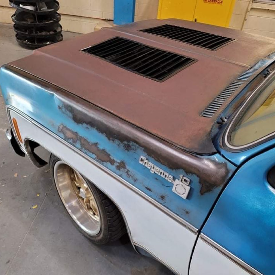 1973-1999 Chevy C10 Truck Hood Vent Kit